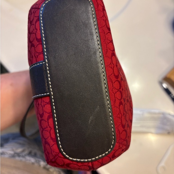 Coach Red Shoulder Bag with Black Strap - Picture 8 of 12